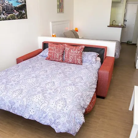 Estudio La Malaguena Momas Homes *