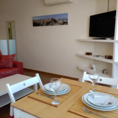 Estudio La Malaguena Momas Homes * 托雷莫利诺斯